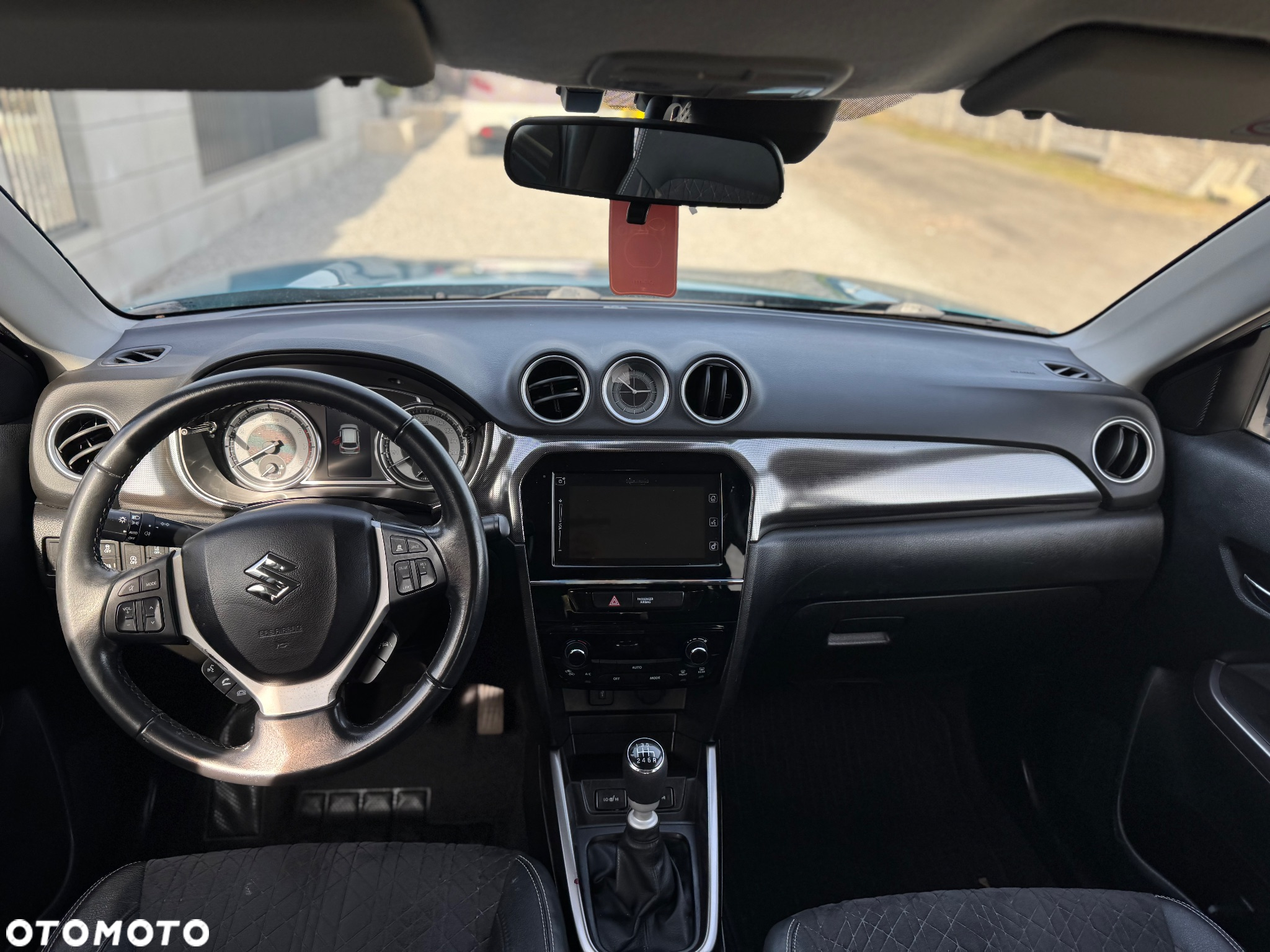 Suzuki Vitara 1.4 Boosterjet Hybrid Allgrip Comfort - 13