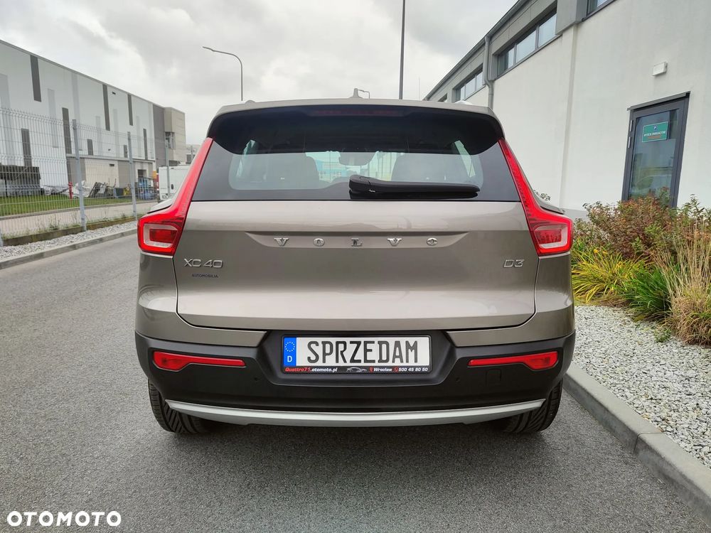 Volvo XC 40 D3 Momentum Pro - 5
