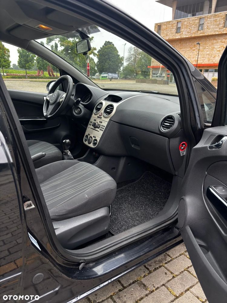 Opel Corsa 1.2 16V - 4
