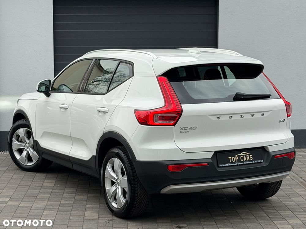 Volvo XC 40 B4 B DKG Momentum Pro - 3