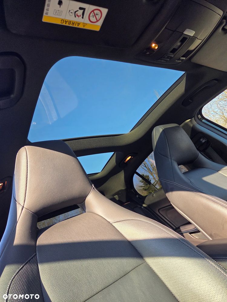 Mercedes-Benz GLA 220 d 4Matic 7G-DCT Style - 10