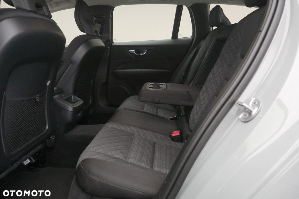 Volvo V60 - 15