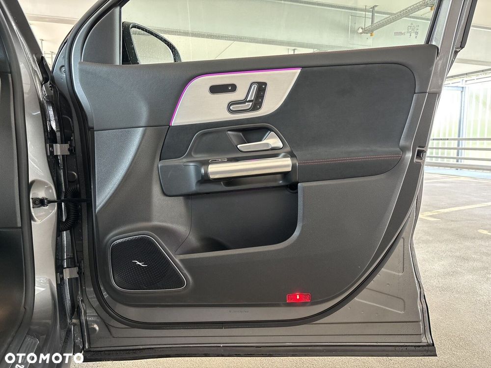 Mercedes-Benz GLA 200 mHEV AMG Line 7G-DCT - 20