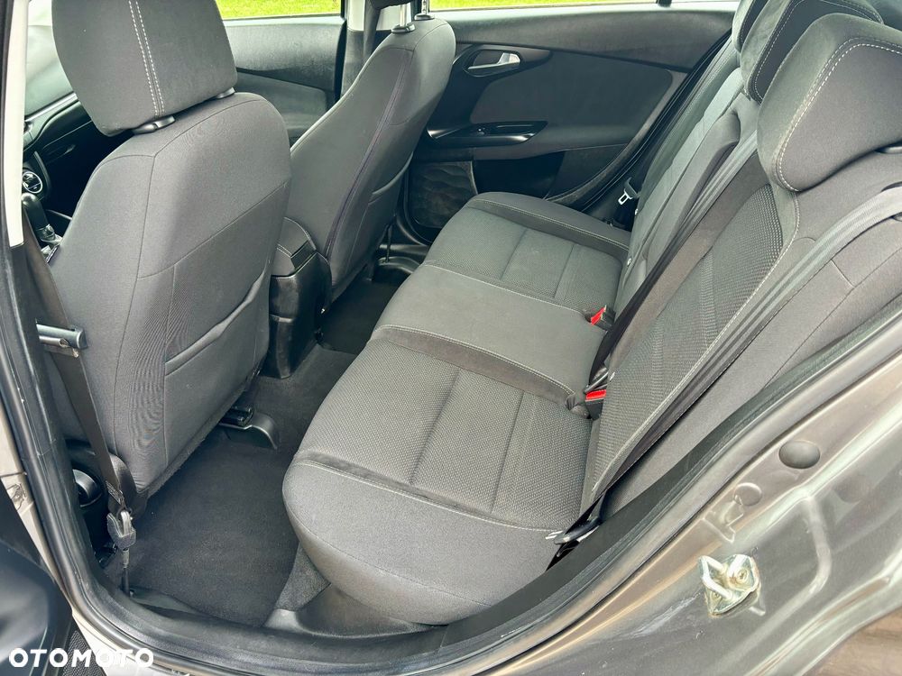 Fiat Tipo 1.6 MultiJet DCT Lounge - 6