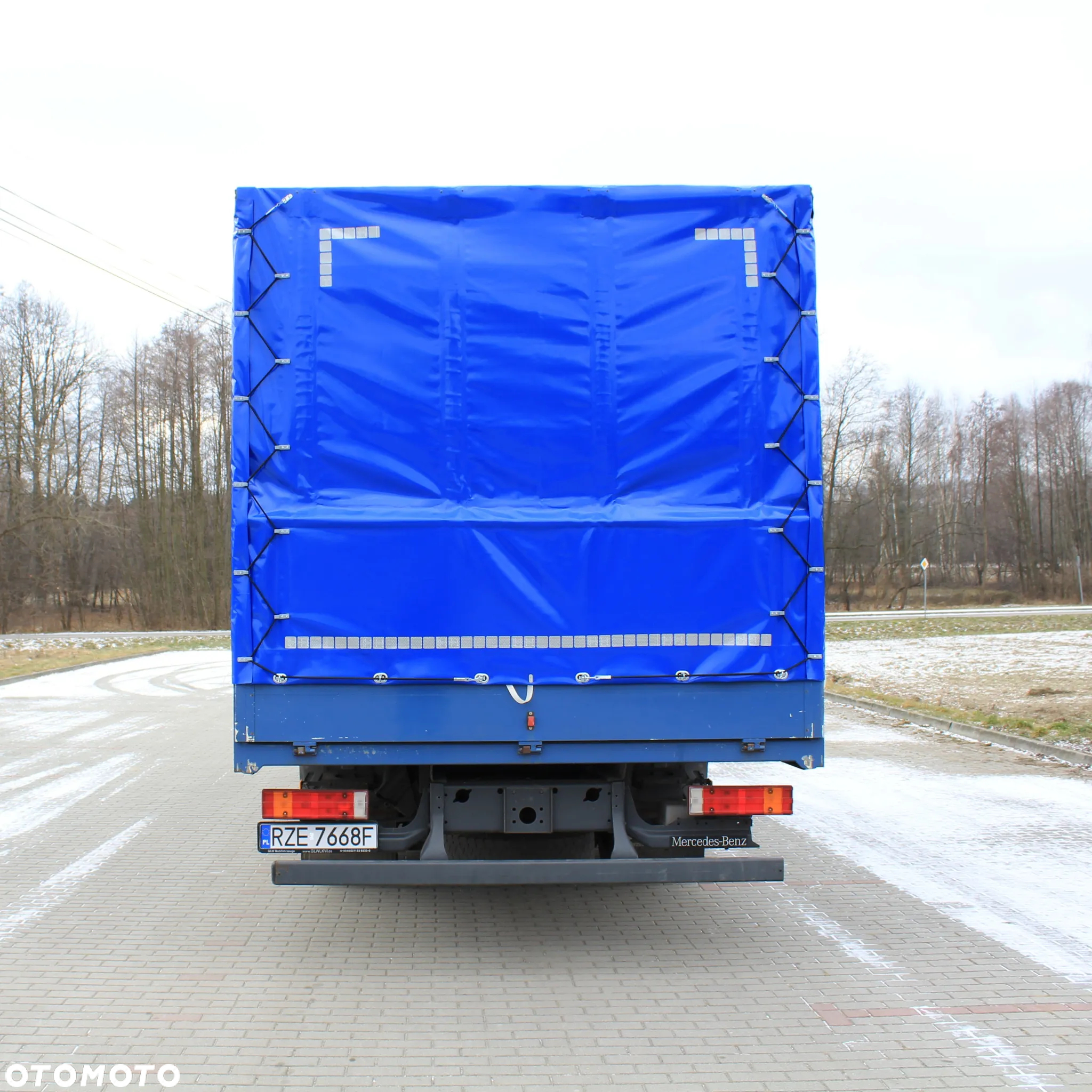 Mercedes-Benz Atego 822 L - 12