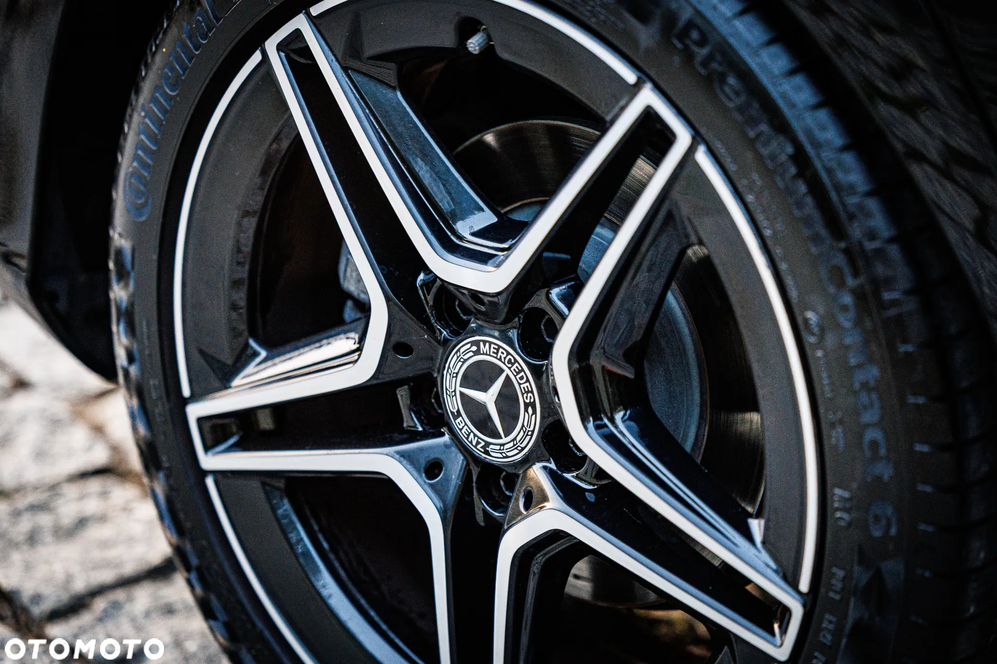 Mercedes-Benz CLA 220 4-Matic 7G-DCT - 4