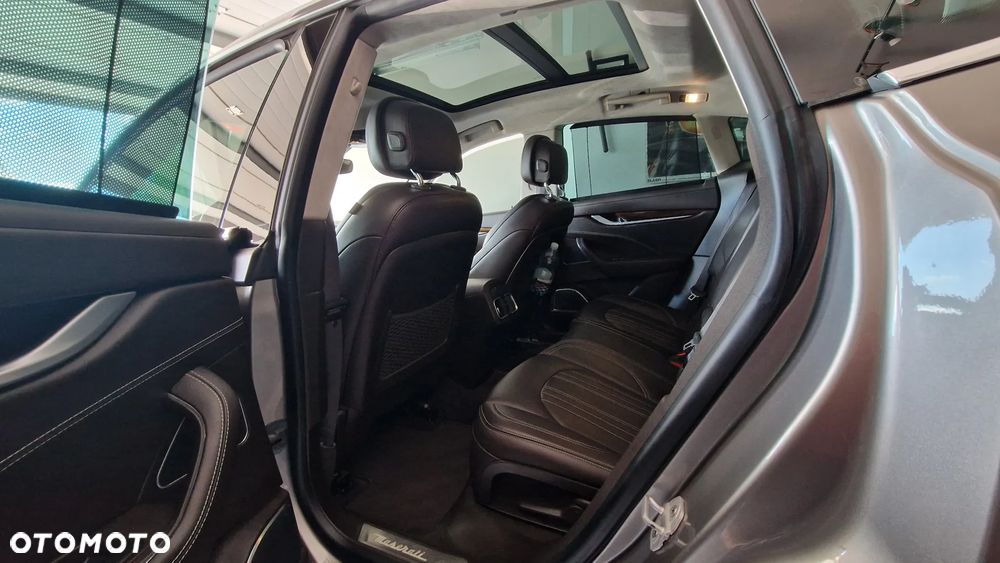 Maserati Levante S Q4 GranLusso - 21