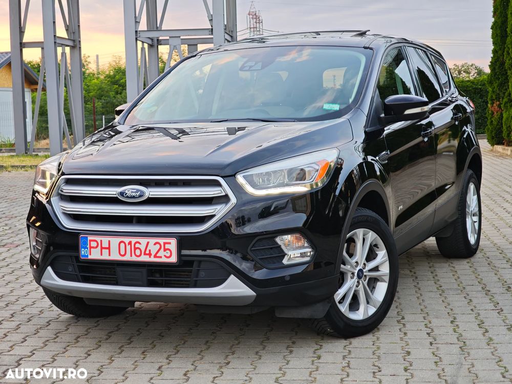 Ford Kuga 2.0 TDCi Powershift 4WD Titanium - 1