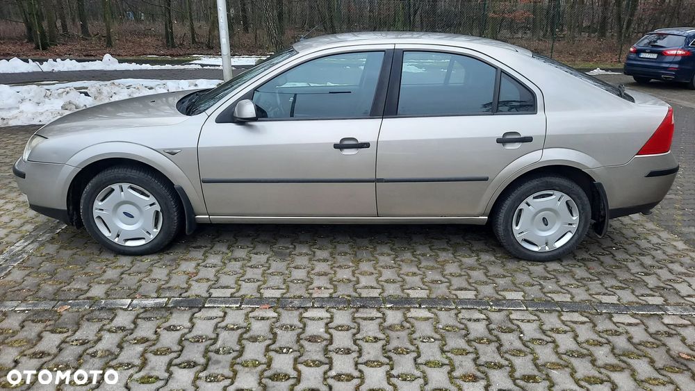 Ford Mondeo 1.8 Ambiente - 7