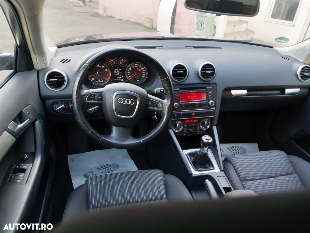 Audi A3 1.4 TFSI Sportback Attraction - 8