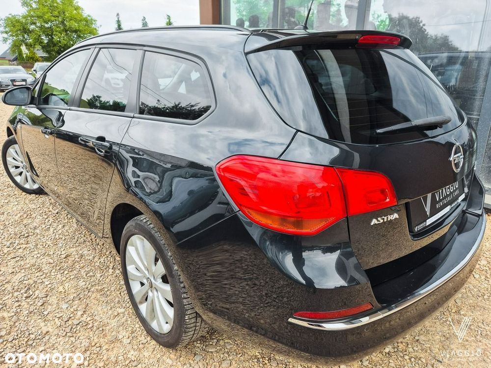 Opel Astra 1.4 Turbo Style - 4