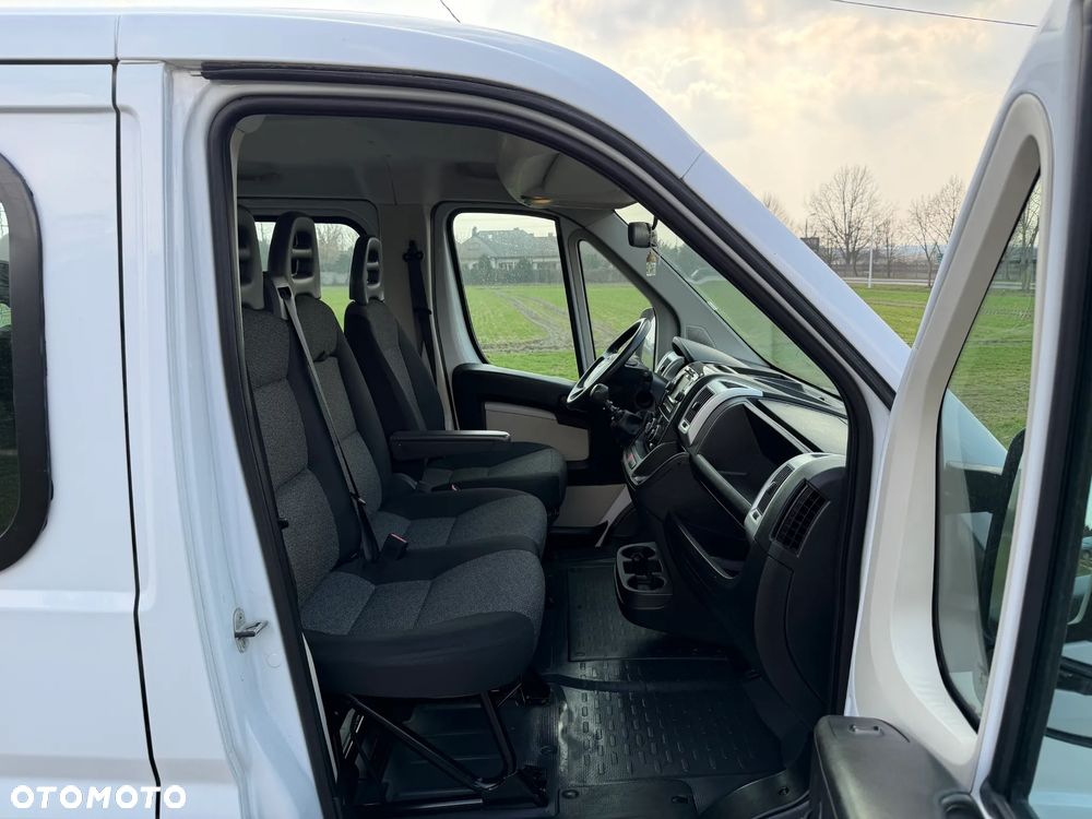 Fiat Ducato * 2.3/130KM * DOKA / Brygadówka * 7 Osób * Skrzyniowy * - 33