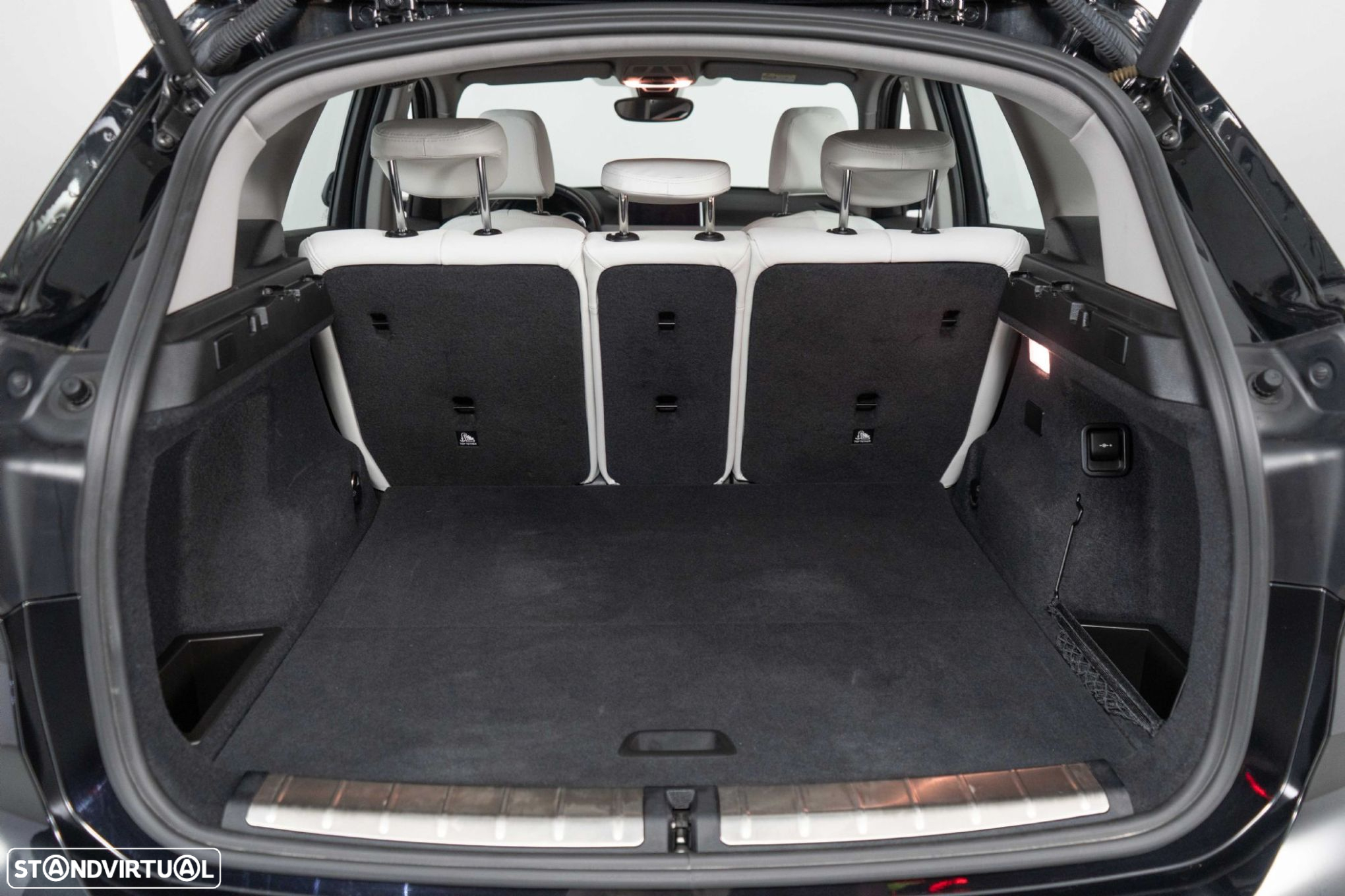 BMW X1 25 e xDrive Corporate Edition - 13