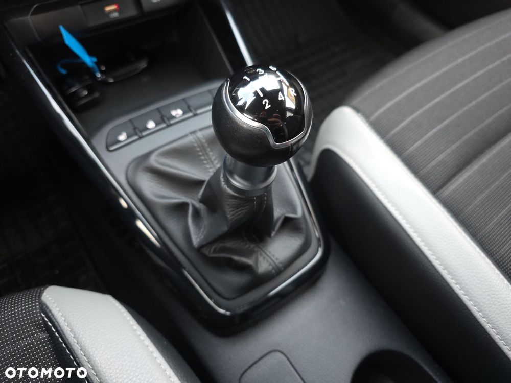 Kia Stonic 1.2 L Business Line - 15