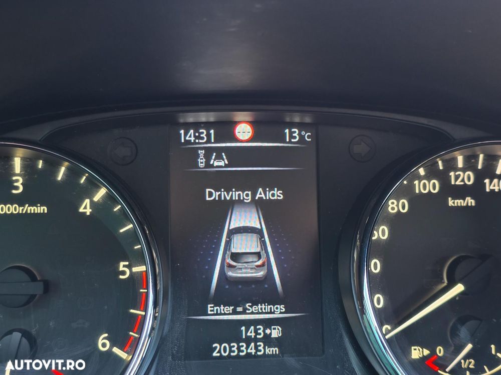 Nissan Qashqai 1.5 DCI N-Connecta - 10