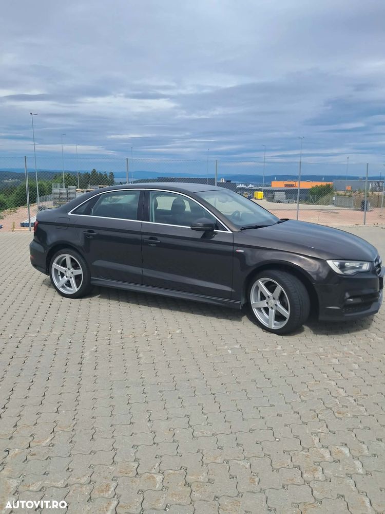 Audi A3 2.0 TDI (clean diesel) quattro S line Sportpaket - 12