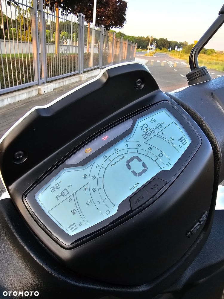 Piaggio Medley - 13