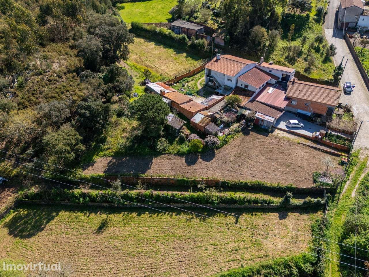 Terreno Urbano de 900m2 em Canelas: Espaço, Sossego e um Preço Espetac - Grande imagem: 3/16
