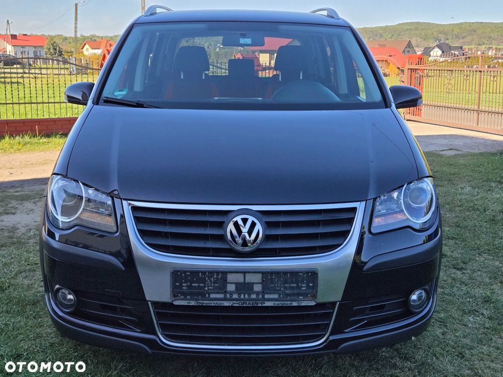 Volkswagen Touran - 5