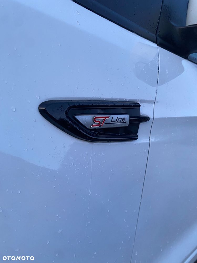 Ford Kuga 2.0 TDCi FWD ST-Line - 18