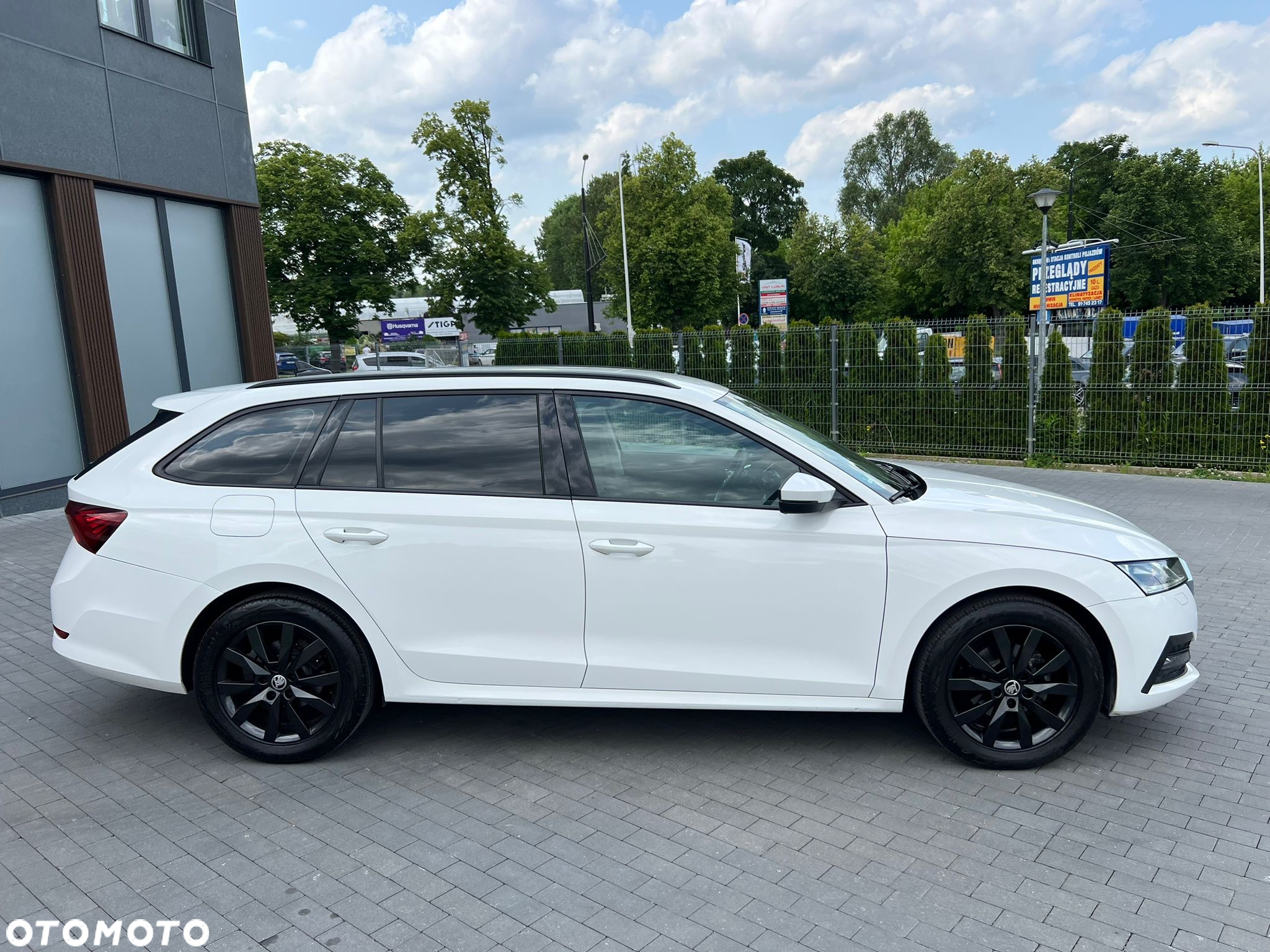 Skoda Octavia 2.0 TDI Business DSG - 5