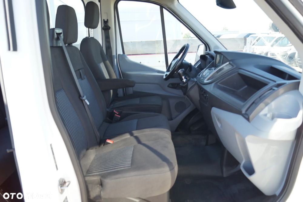 Ford Transit - 22