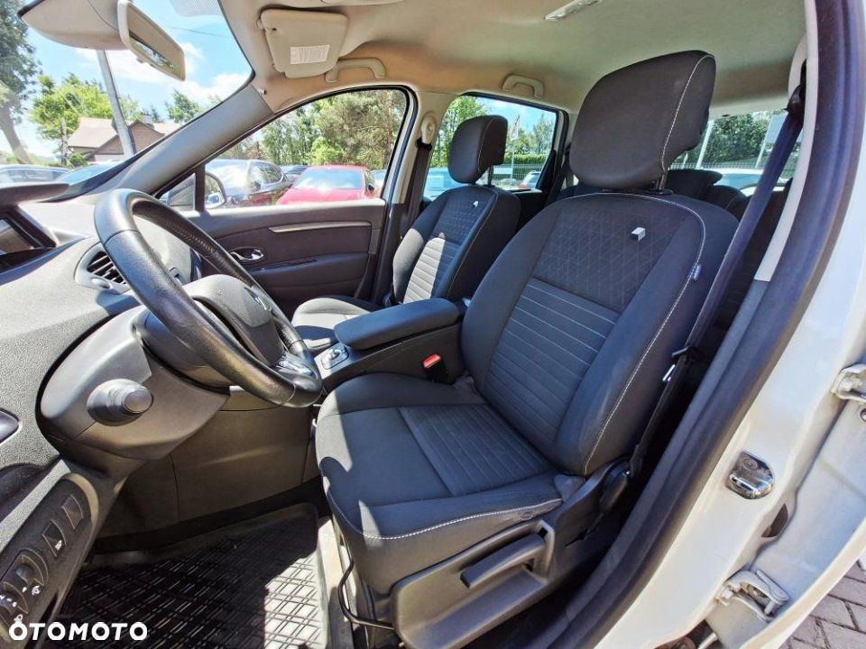 Renault Scenic - 13