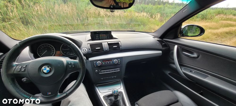 BMW Seria 1 123d DPF Edition Sport - 23