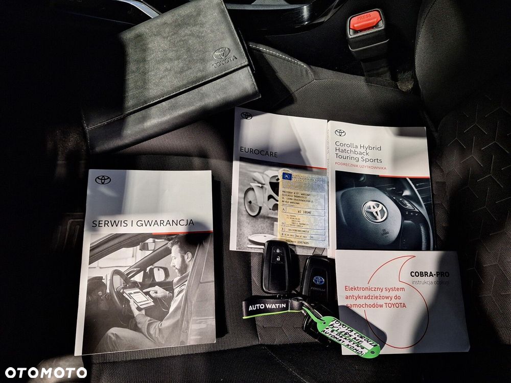 Toyota Corolla 1.8 Hybrid Comfort - 38