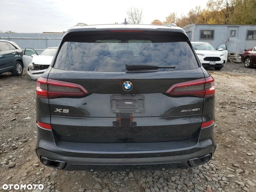BMW X5 xDrive40i - 6