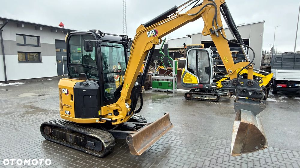 Caterpillar 303  303,5  302,7 - 4