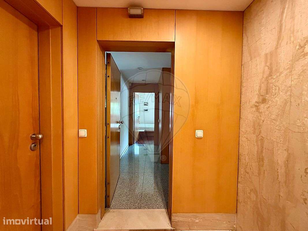 Apartamento T1 para arrendamento - Grande imagem: 5/17