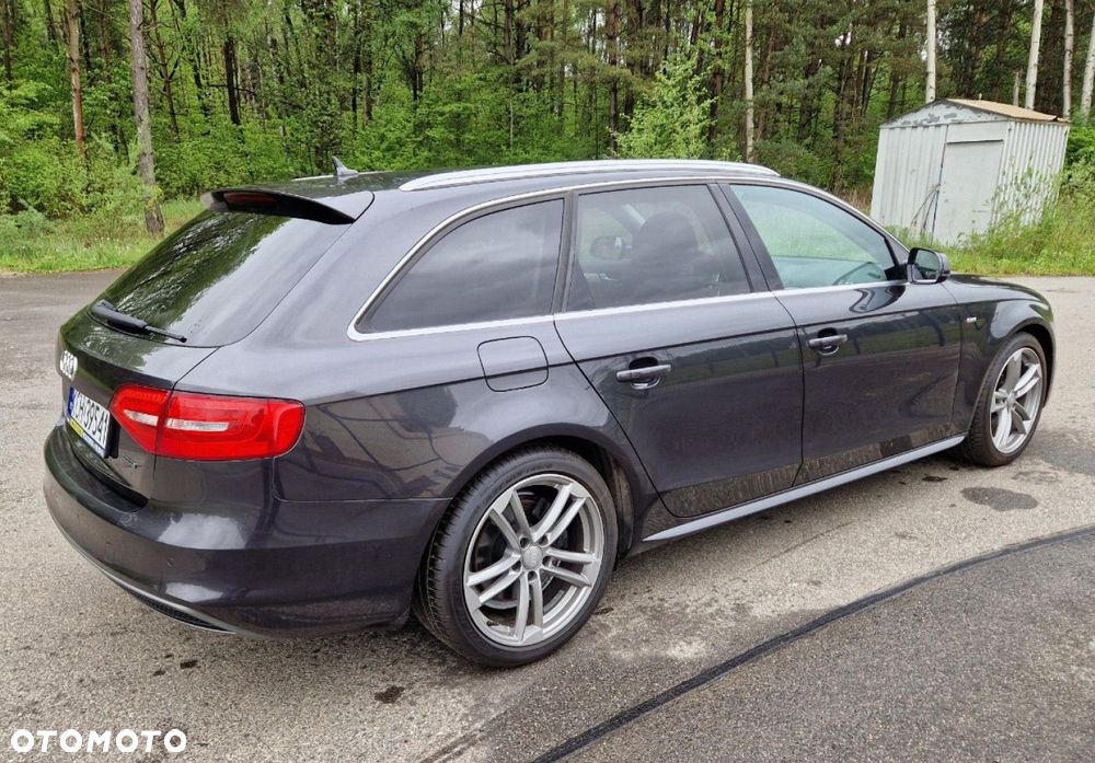 Audi A4 Avant 2.0 TDI DPF quattro S line Sportpaket - 9