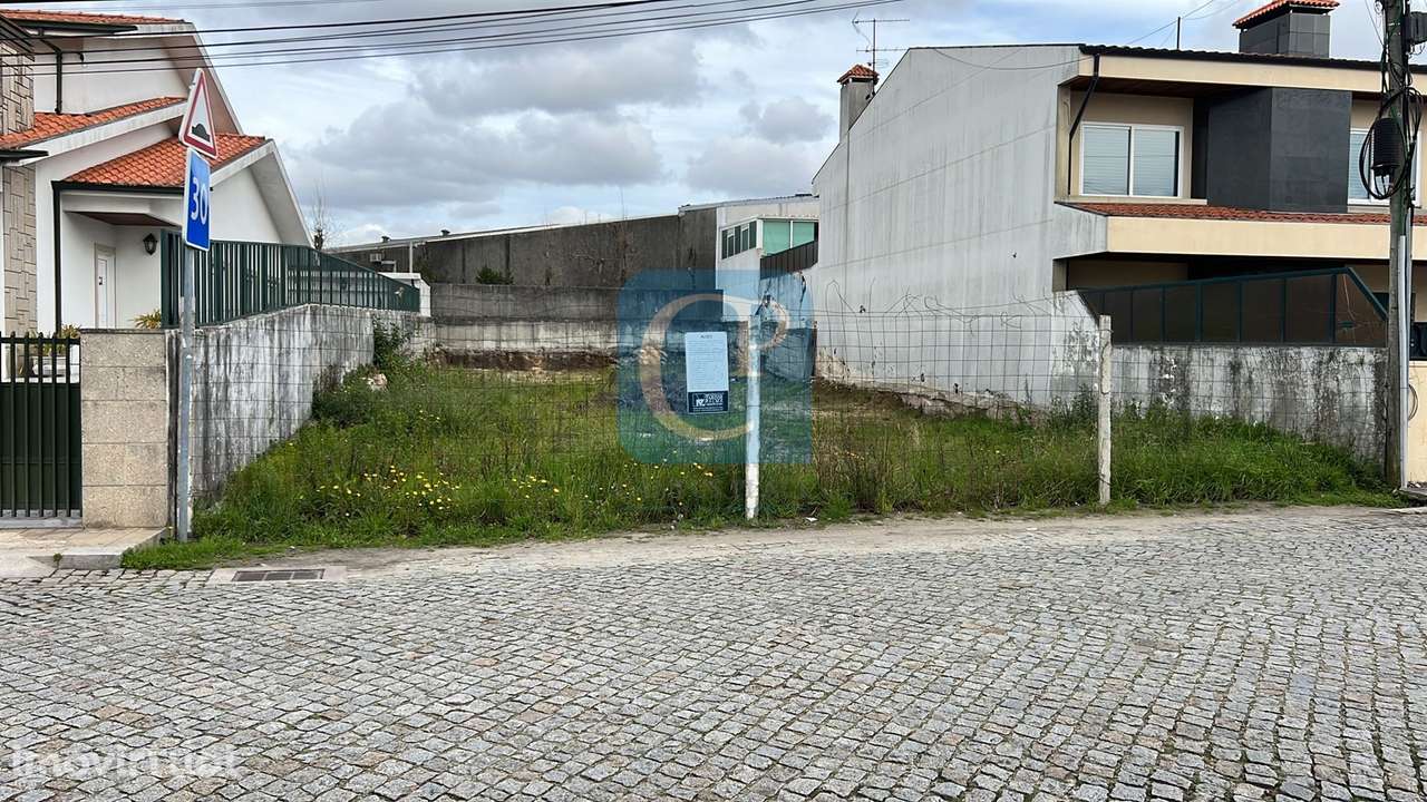Terreno para construção de Moradia, a 200 mts Colégio Novo da Maia - Grande imagem: 2/32