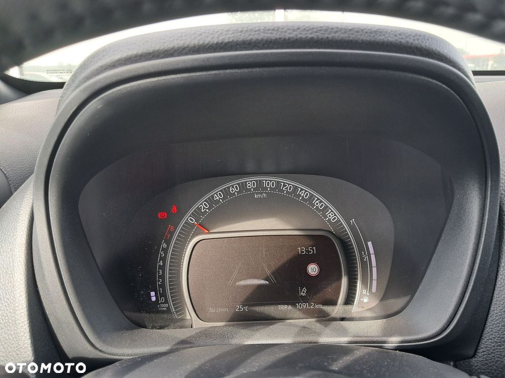 Toyota Aygo X - 11