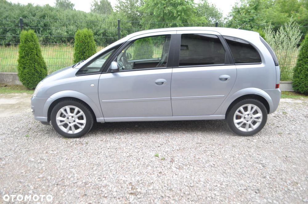 Opel Meriva 1.6 16V Cosmo - 3