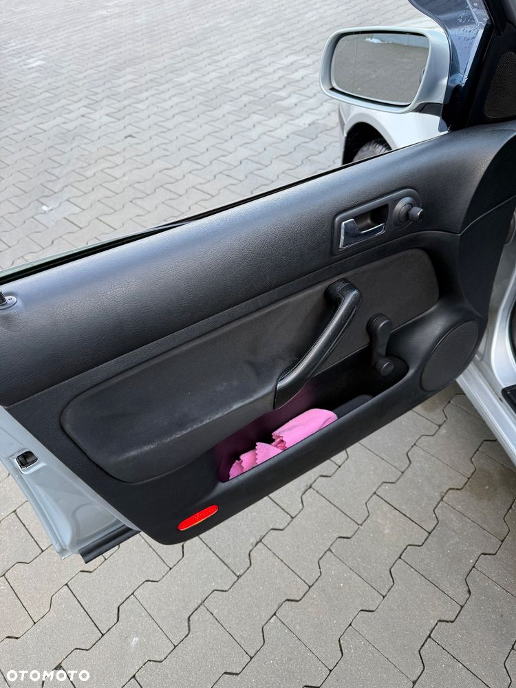 Volkswagen Golf 1.9 TDI Comfortline - 15