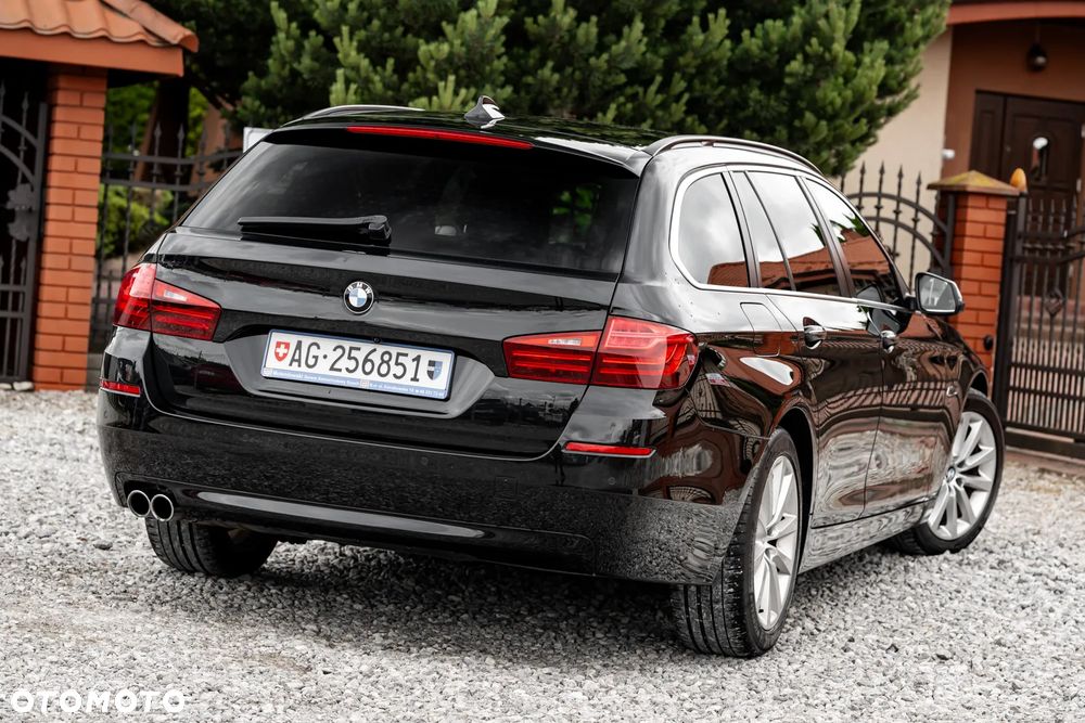BMW Seria 5 525d xDrive Sport-Aut Modern Line - 9