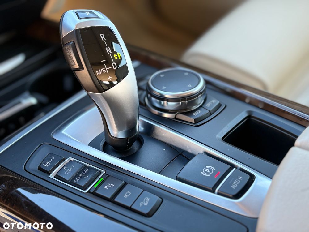 BMW X5 - 25