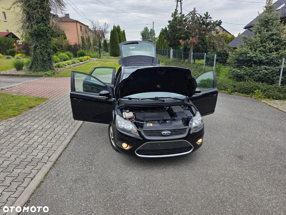 Ford Focus 1.8 Black Magic - 4