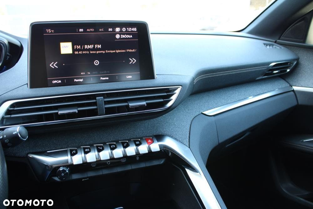 Peugeot 5008 - 21