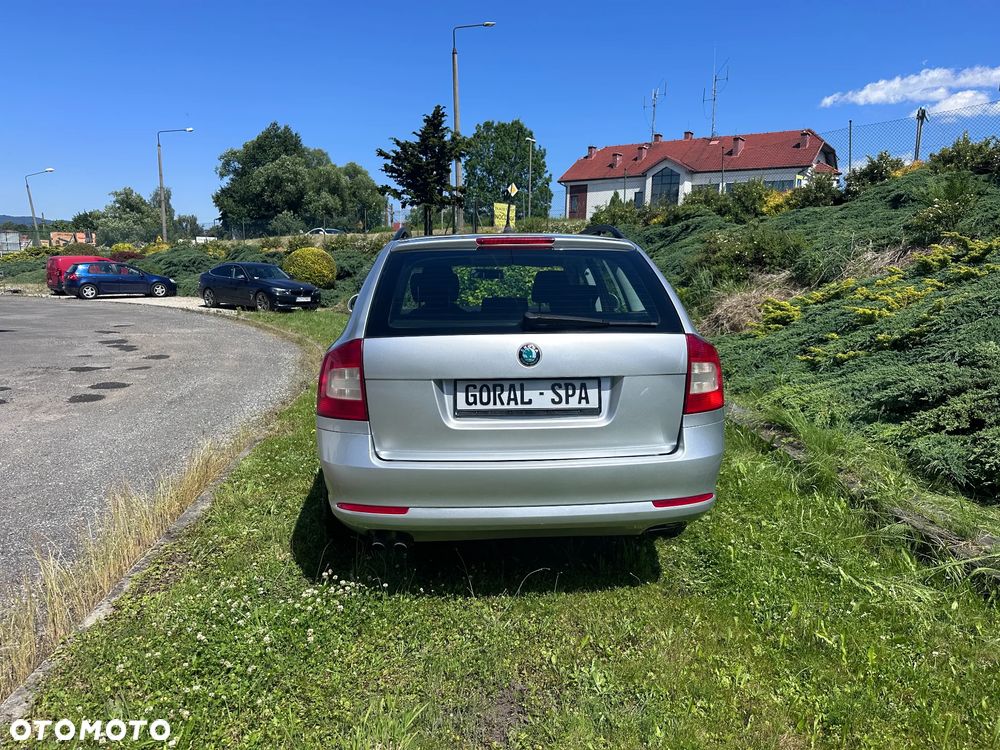 Skoda Octavia - 8