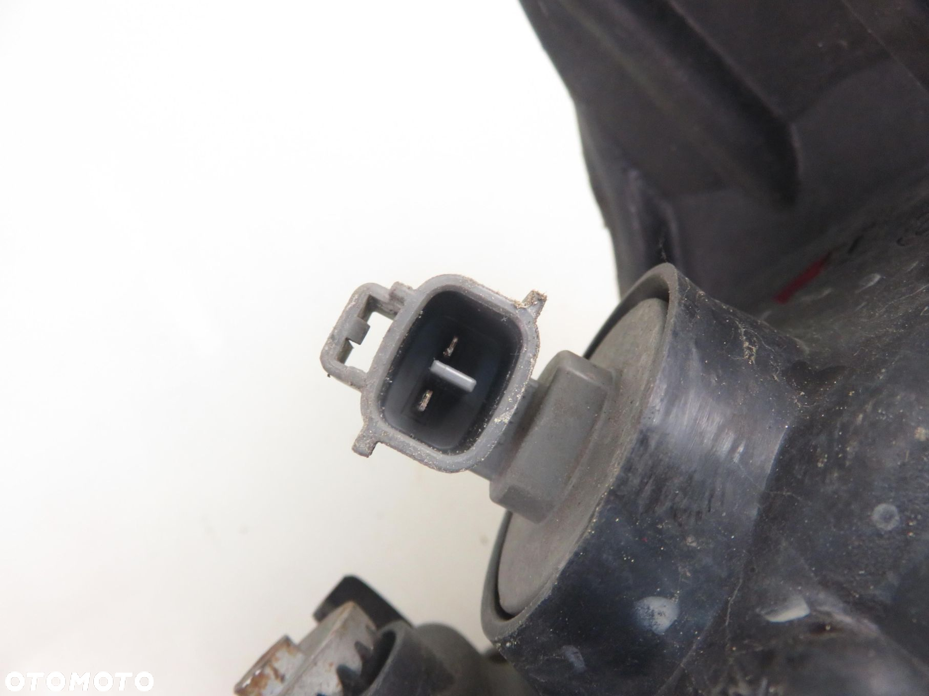 LAMPA PRAWA PRZEDNIA NISSAN ALMERA II (N16) 10016391 - 9