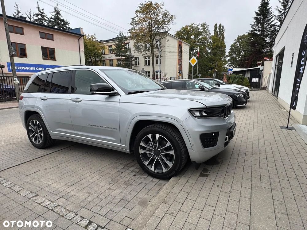 Jeep Grand Cherokee - 6