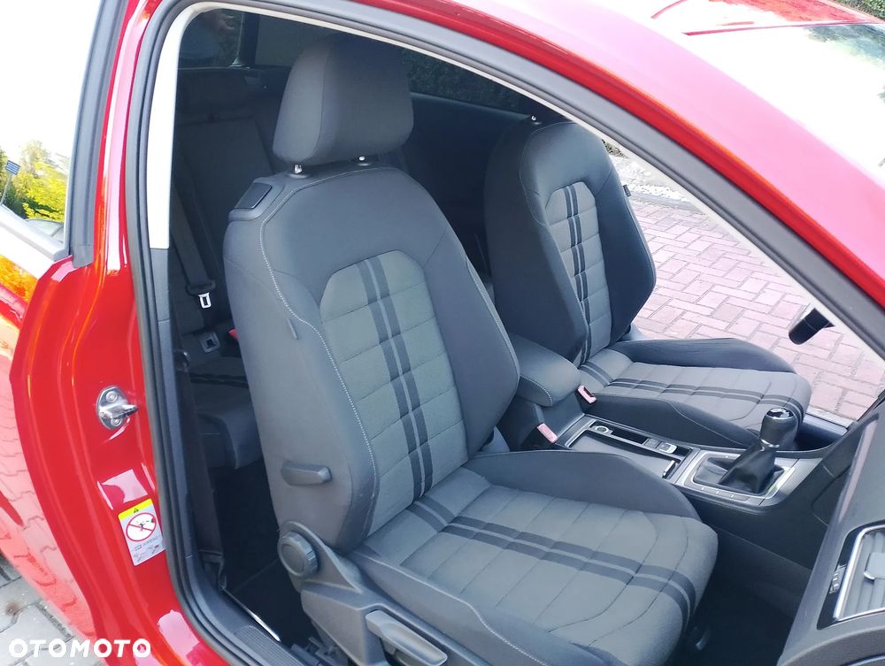 Volkswagen Golf 1.6 TDI Comfortline - 15