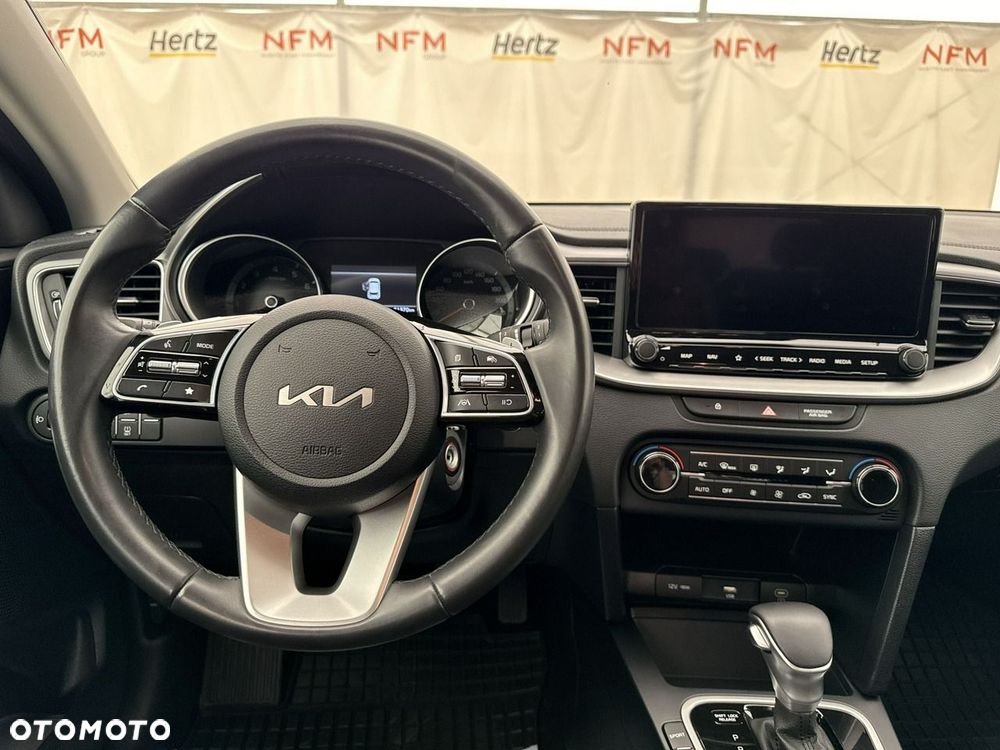 Kia Ceed - 15