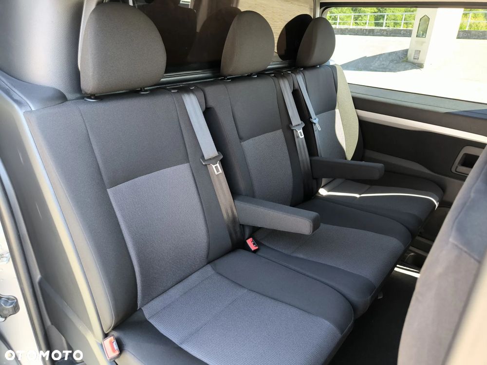 Opel Vivaro - 31