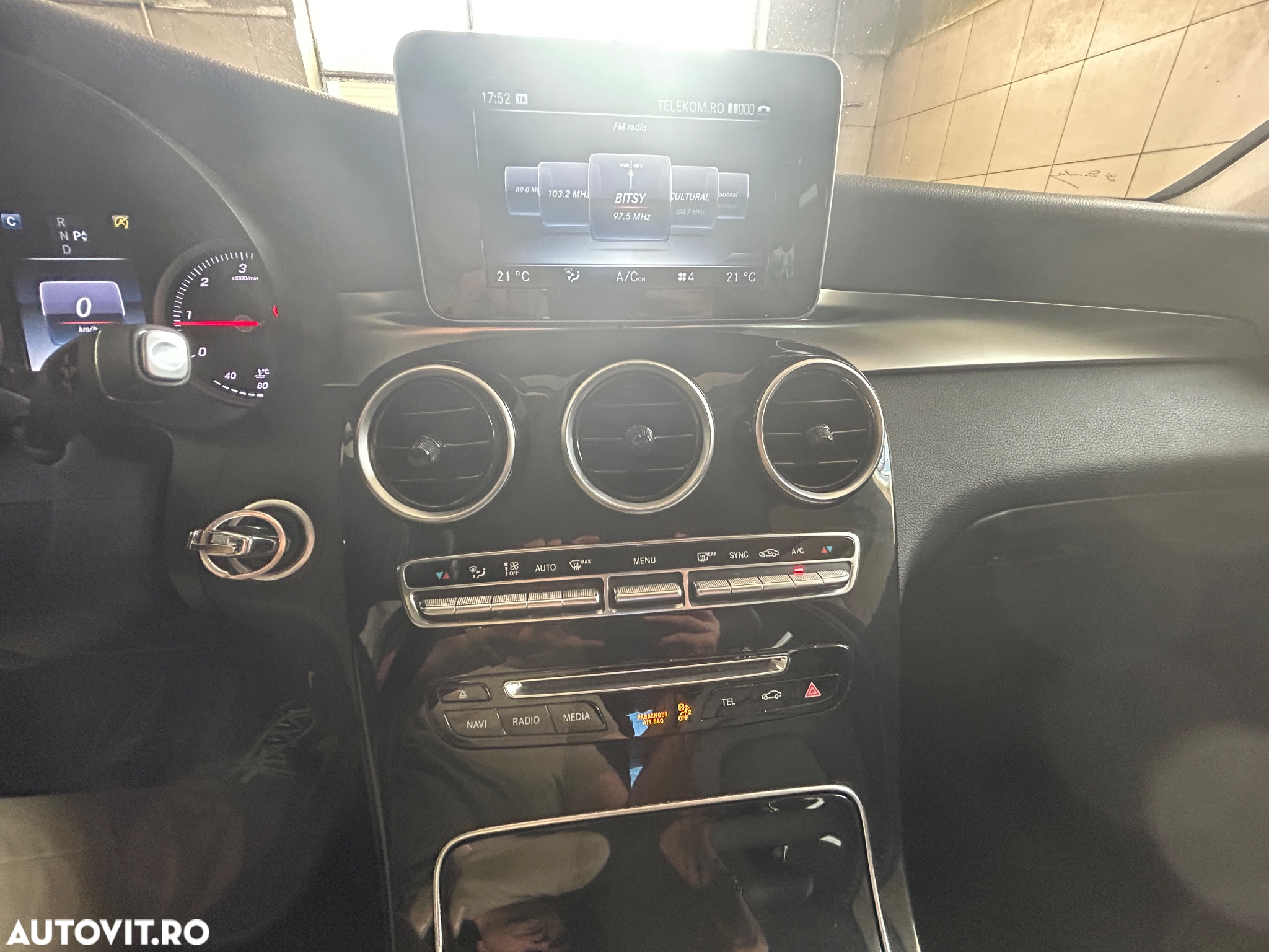 Mercedes-Benz GLC 220 d 4MATIC - 12