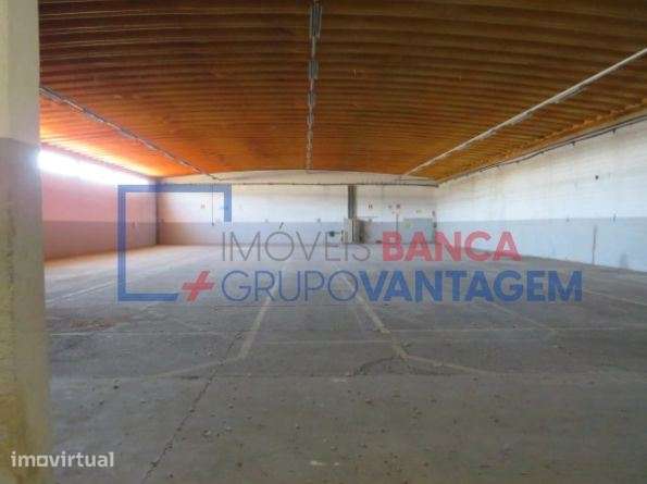 Conjunto de Armazéns com 5.460m2 em Muge, Salvaterra de Magos - Grande imagem: 4/10