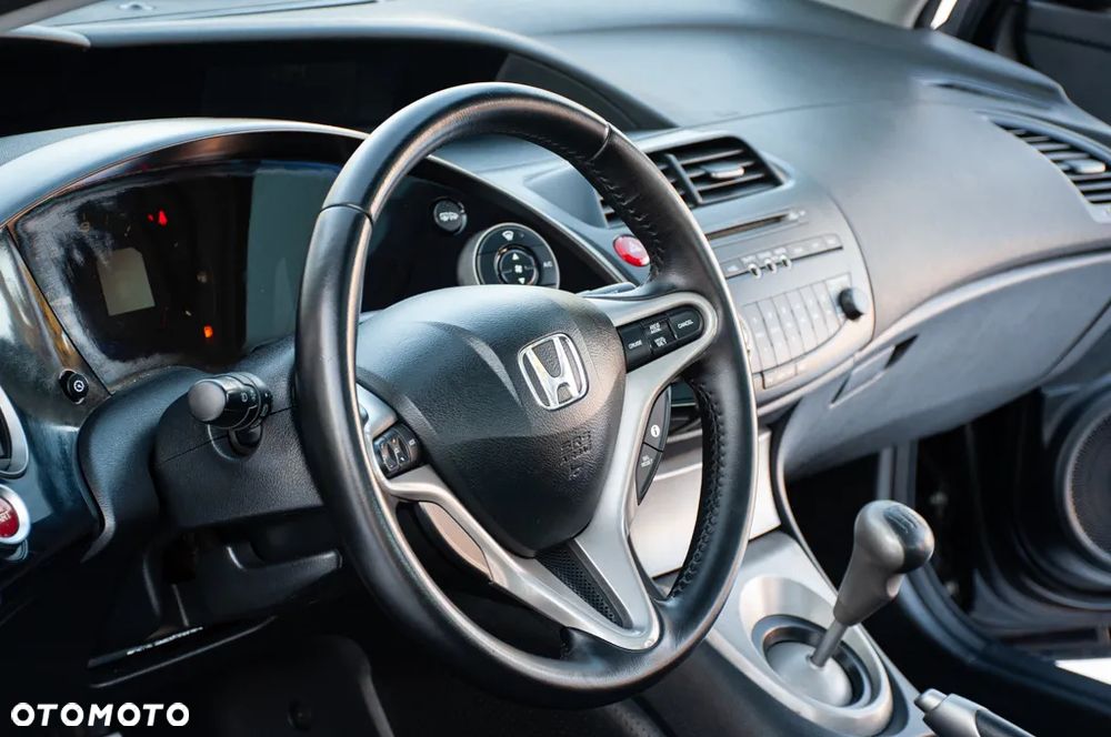 Honda Civic 2.2i-CTDi DPF Executive - 22